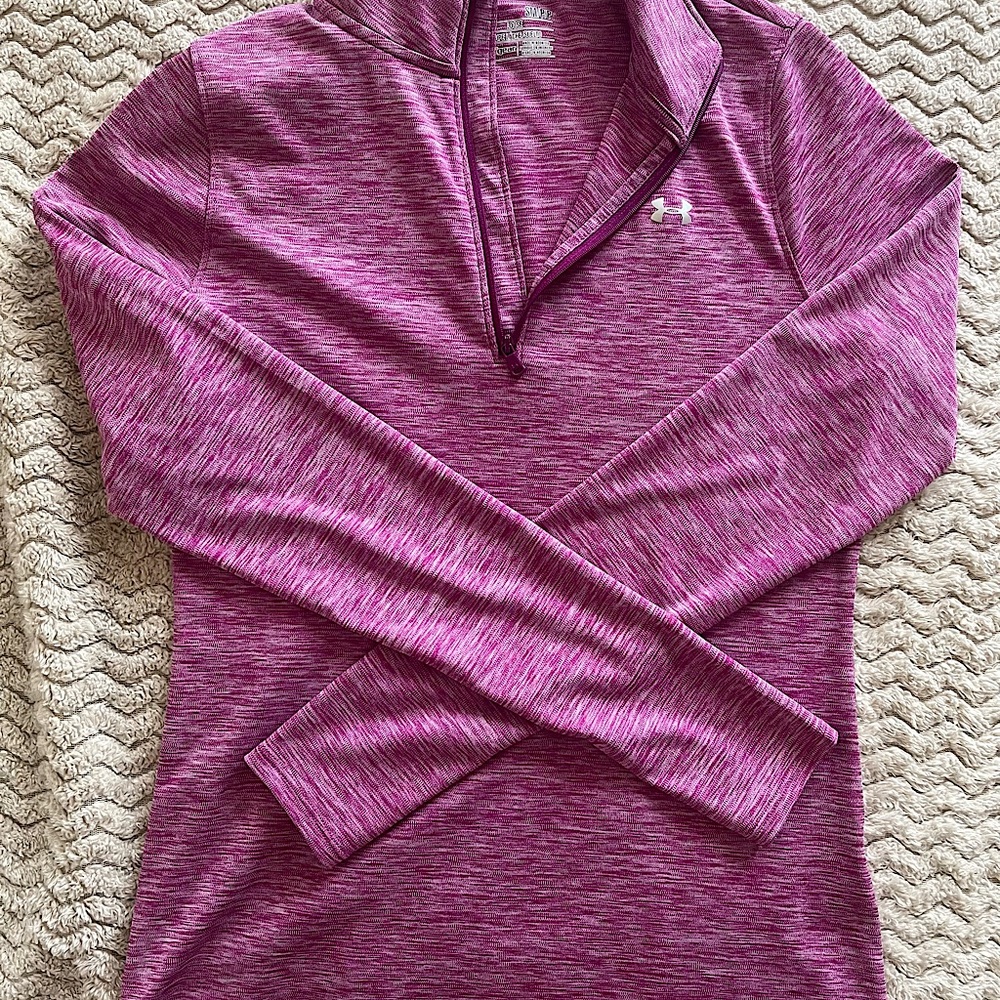 Under Armor Women’s 1/2 Zip Long Sleeve Shirt